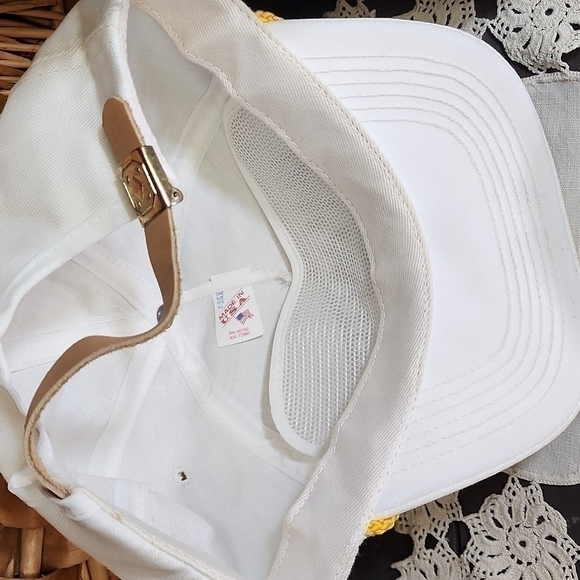 HAT - Picture 6 of 7